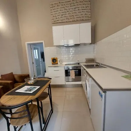 & Cozy - 1 Bedroom דירה ואלטה