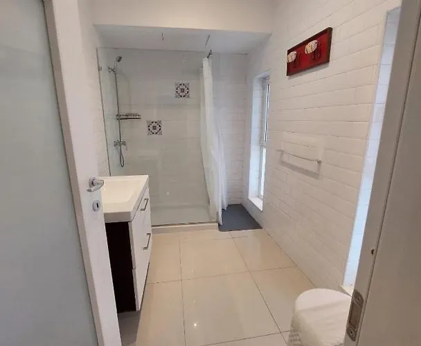 & Cozy - 1 Bedroom *